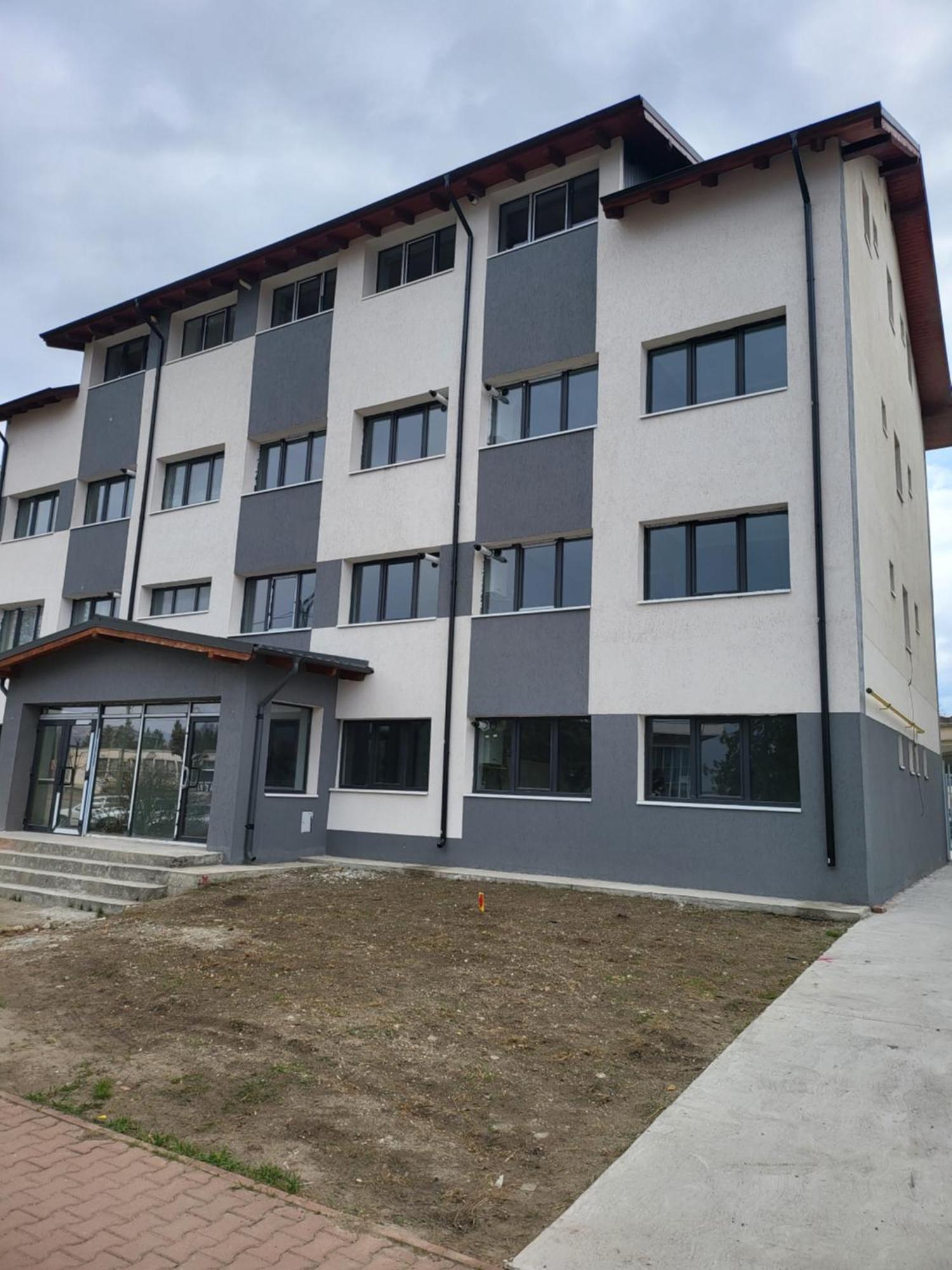 Apartmán Studio 76 Onesti Exteriér fotografie